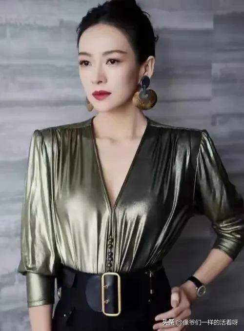 刘大锤最新爆料汪峰视频,揭秘摇滚传奇背后的故事