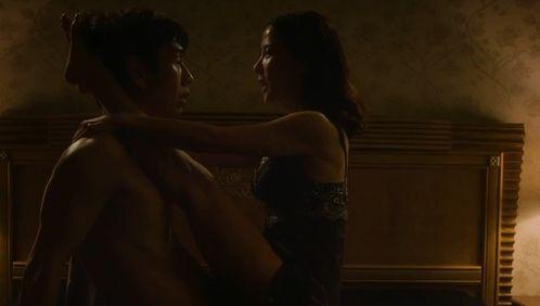 在线观看工作女郎电影,揭秘都市职场女性的情感与挑战  第2张